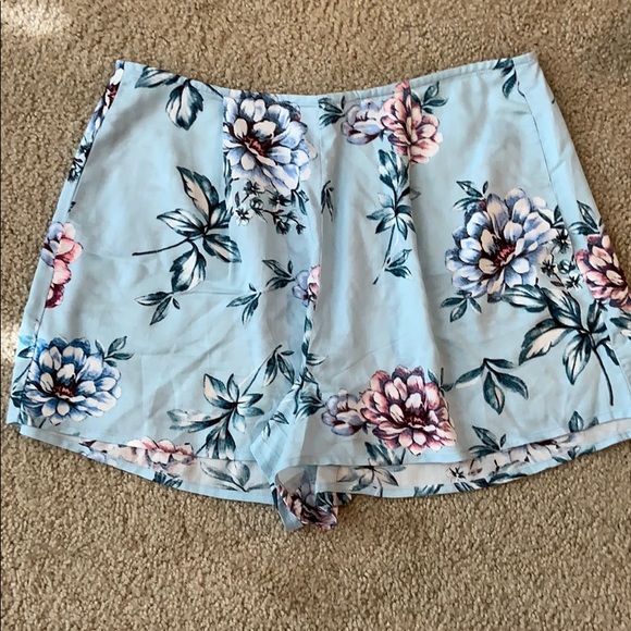 Mumu - Sawyer Shorts - Wildflower Breeze - Picture 3 of 8